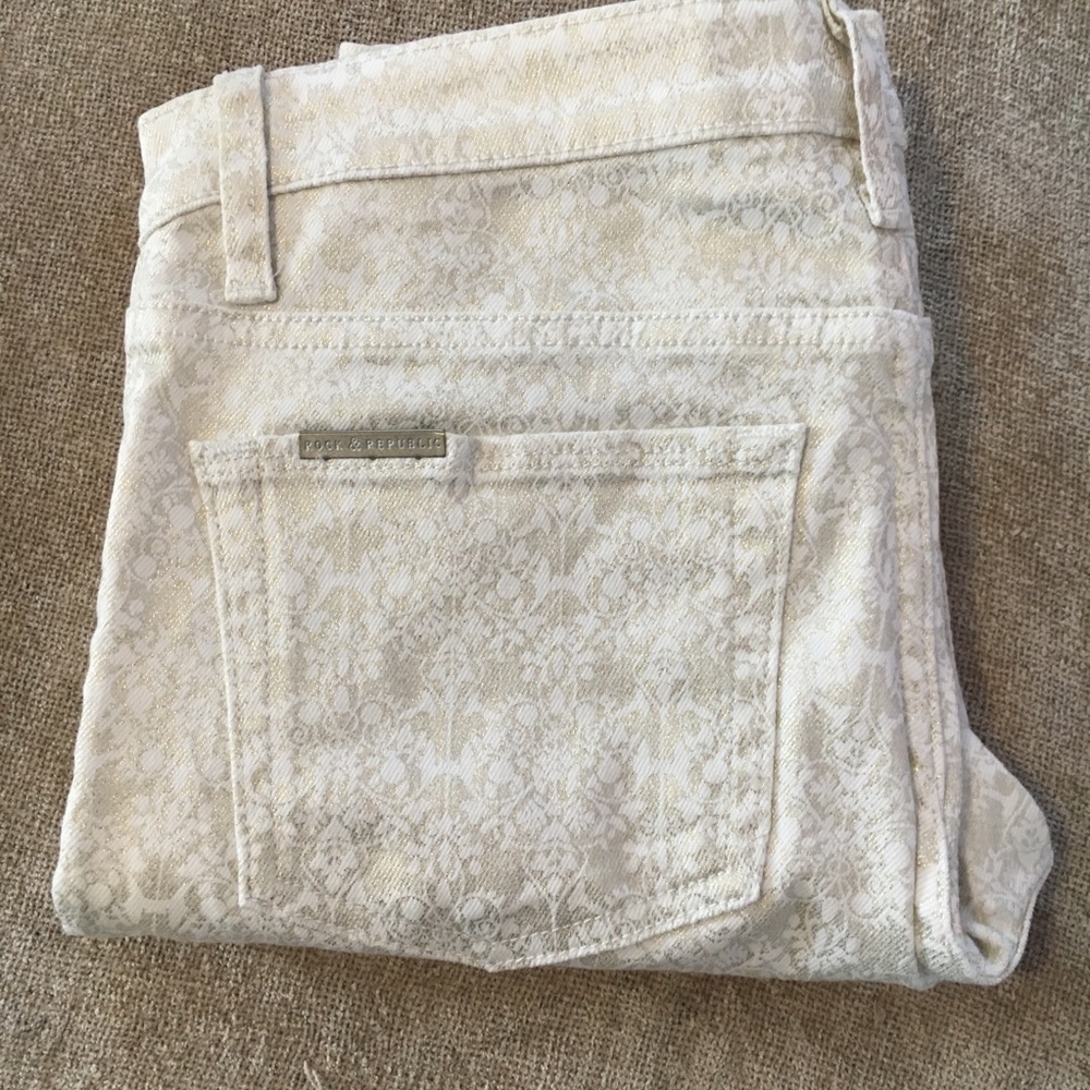 Rock & Republic “The Duchess” skinny ankle jeans